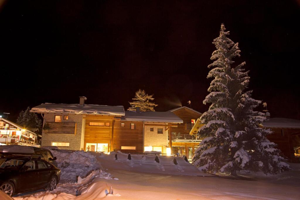 Aparthotel Baita Aurora Predazzo Exteriér fotografie